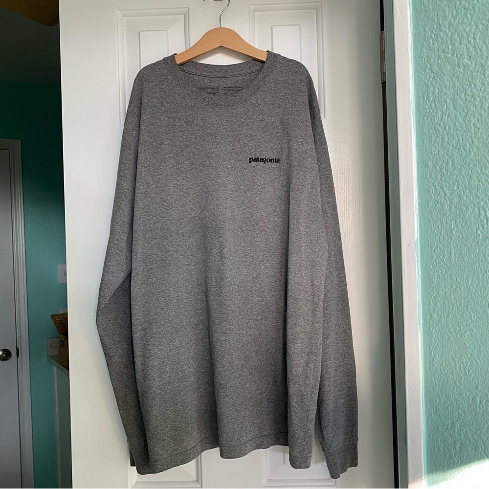 Patagonia Men's M Long Sleeve Shirt in Heather Gray